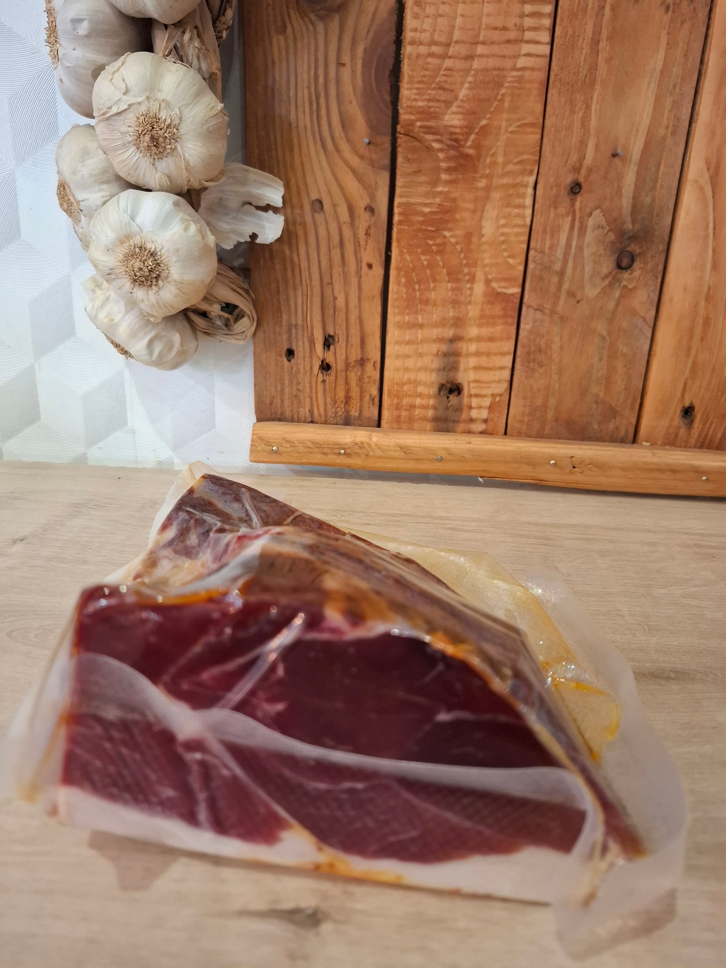 Jambon KINTOA 24 mois 180€ le kg ( 738g )