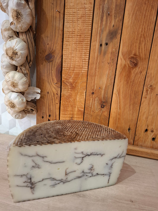 ( demi-tome ) Brebis truffé 3 mois 35€ le kg ( 1kg768 )