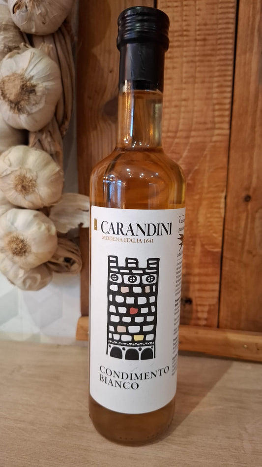 Condiment alimentaire avec vinaigre de vin et moût de raison concentré